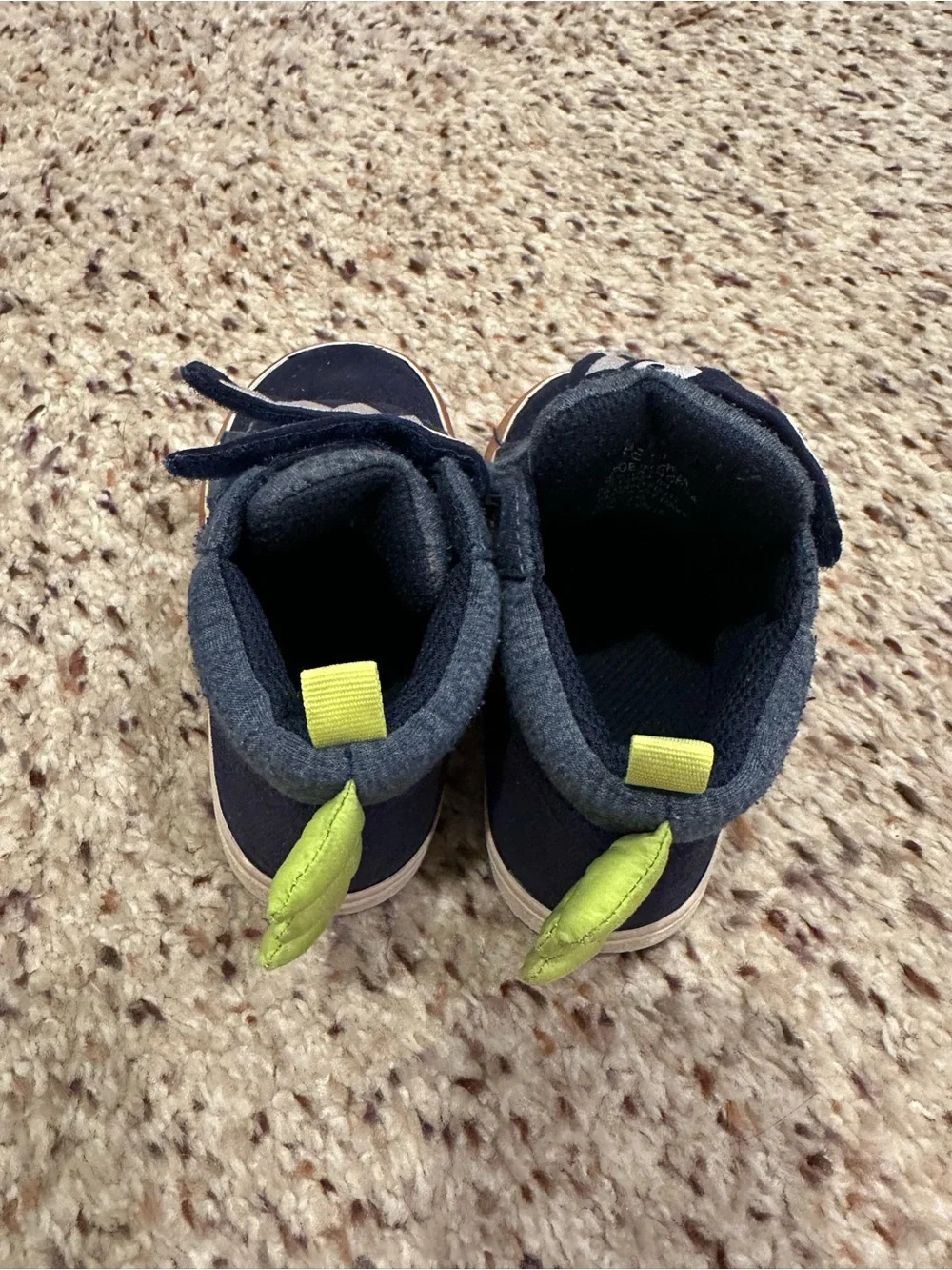 GAP Baby Navy Baby Shark Sneakers size 7